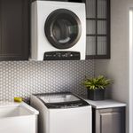 Dryer_EDEJ07D2JSYW_LaundryValeria2White_Square_Electrolux_Spanish-4500x4500