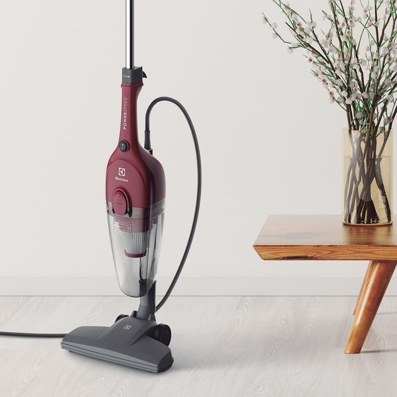 Vacuum_Cleaner_STK13_Lifestyle_Electrolux_1000x1000