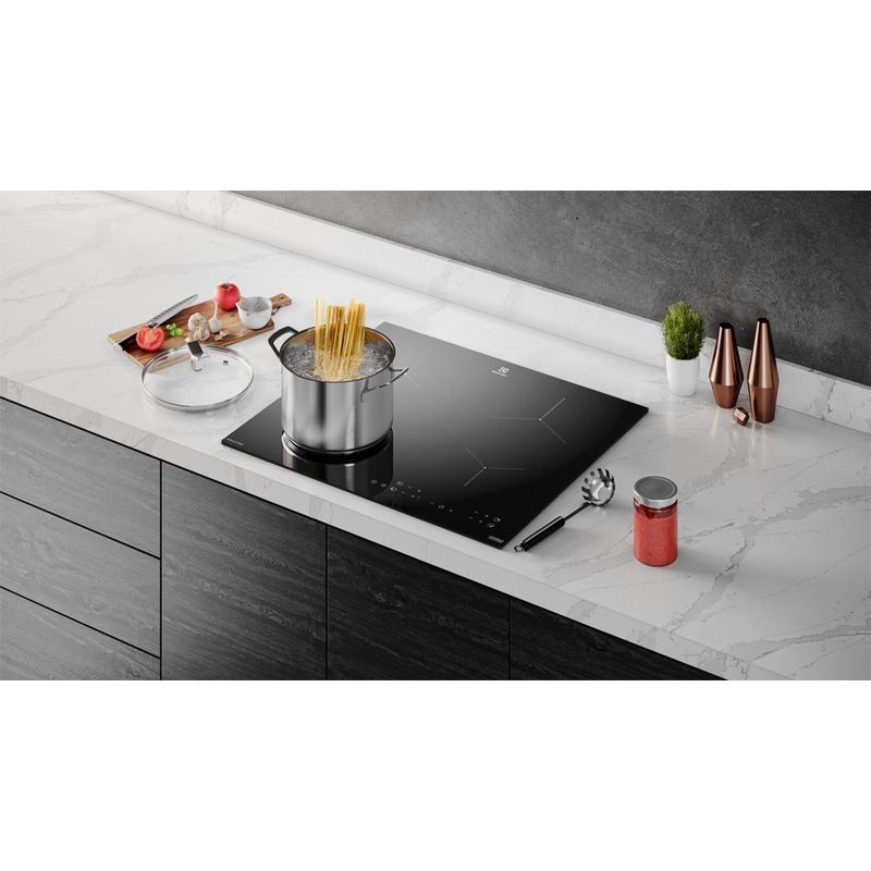 Cooktop_ETII60F7EOB_Environment_Electrolux_Spanish-1000x563