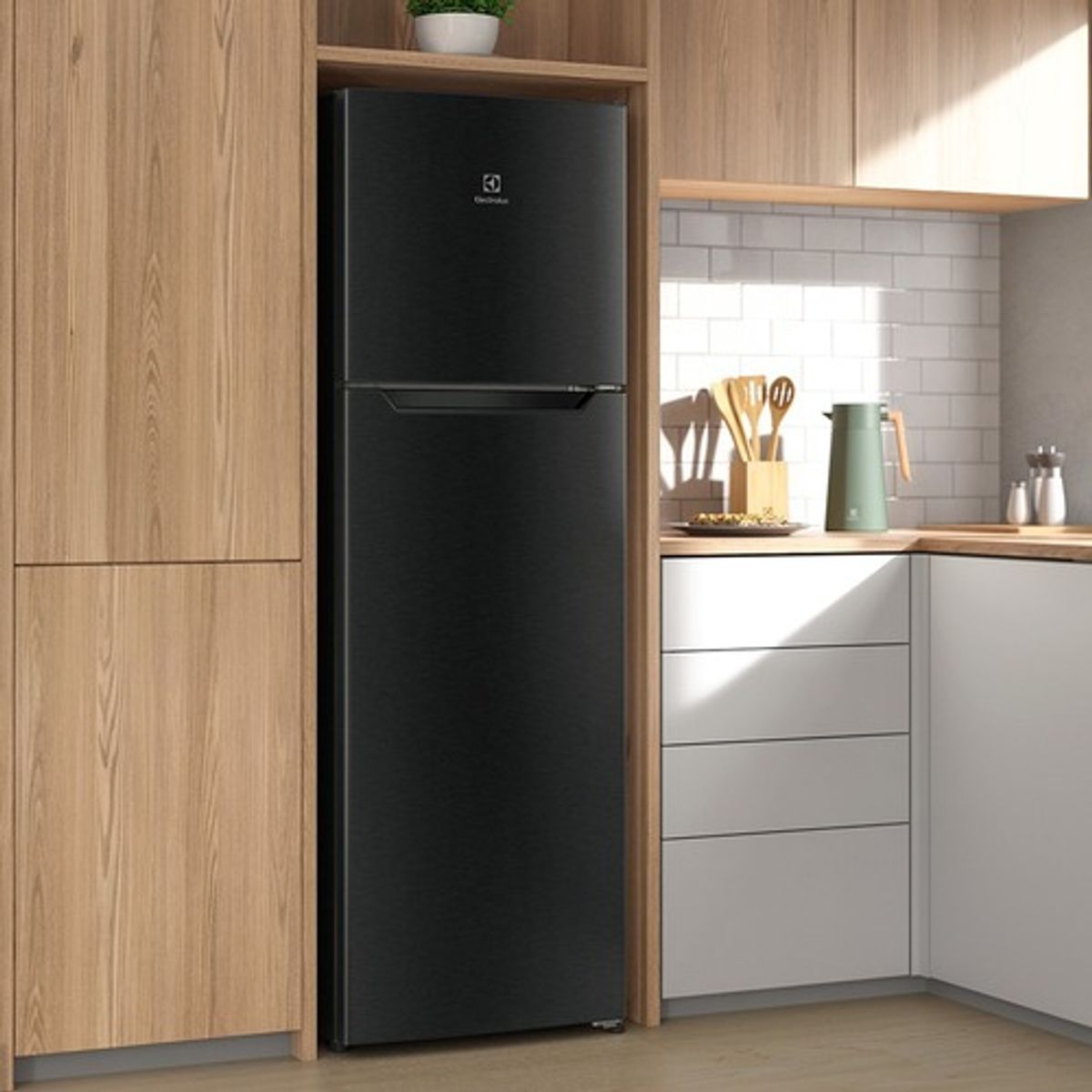 Refrigerator_ERT28F2P4AB_Kitchen_Electrolux_1000x1000-500x500