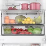 Refrigerator-ERQR32EN2HUS-ZoomFeature-Electrolux-Spanish