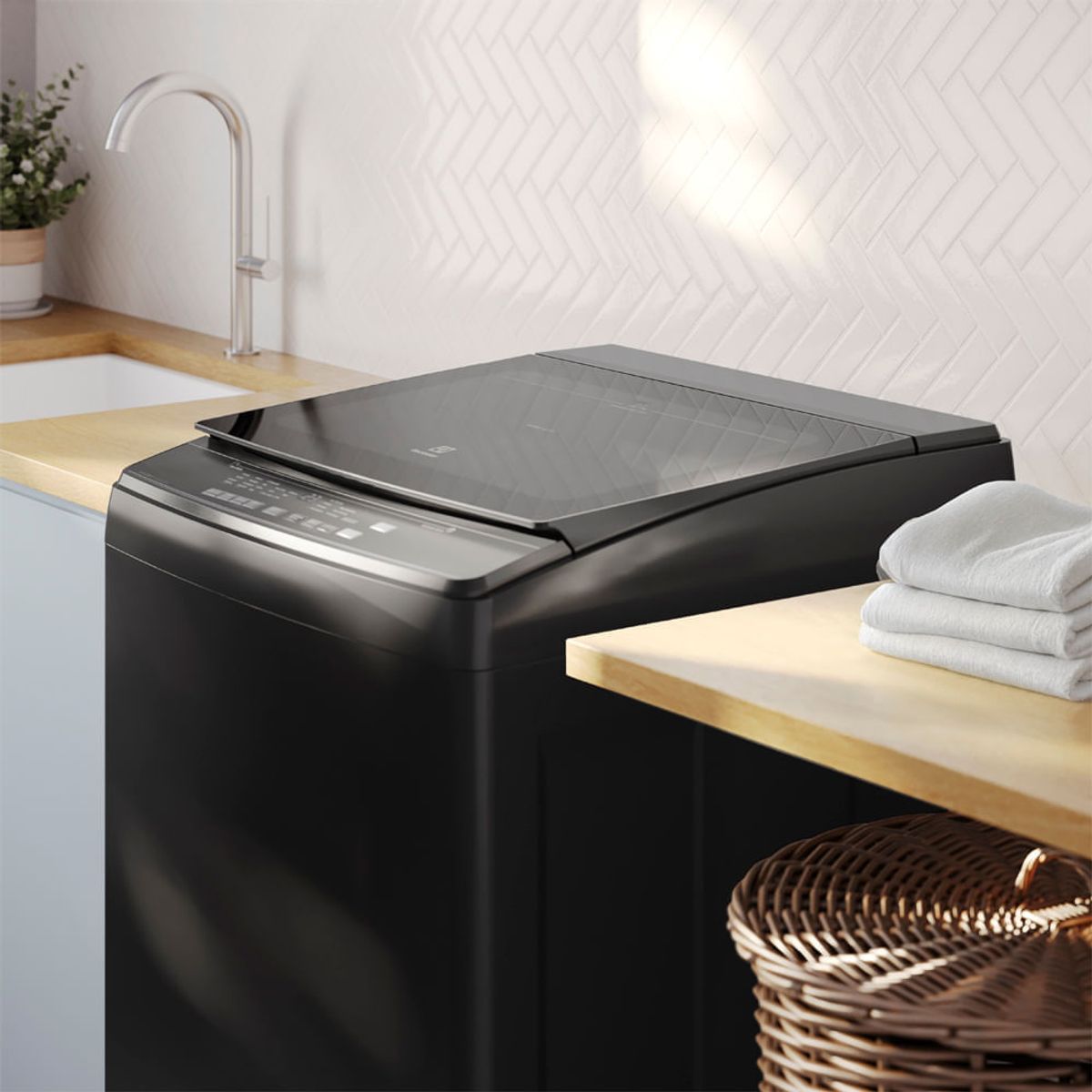Washer_Chilcano_EWIJ21F2XSYB_Loundry_Square_Electrolux_Spanish.jpg