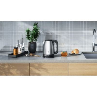 KettleEEK10KitchenWideElectrolux-500x500