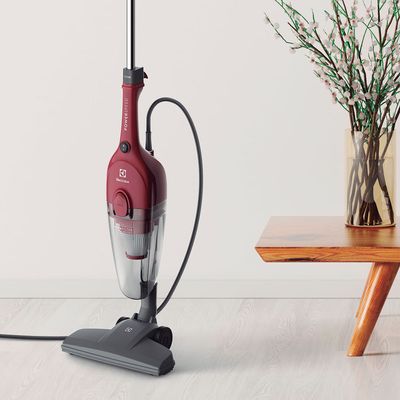 Vacuum_Cleaner_STK13_Lifestyle_Electrolux_1000x1000-1000x1000.raw