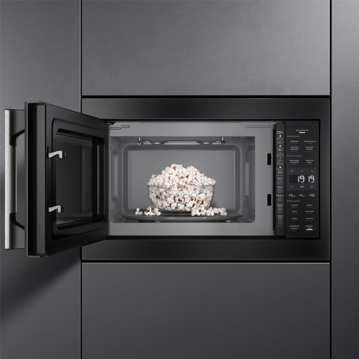 ME3BP_Front_Open_Electrolux_Spanish-1000x1000