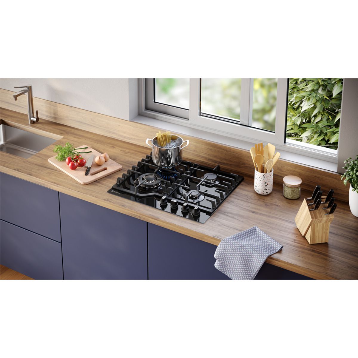 Cooktop_KE4CB_Ambience_Wide_Electrolux_Spanish-1000x563.raw