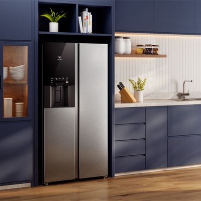 Refrigerator_ES4WS_Set_Square_Electrolux_Spanish-600x600.raw