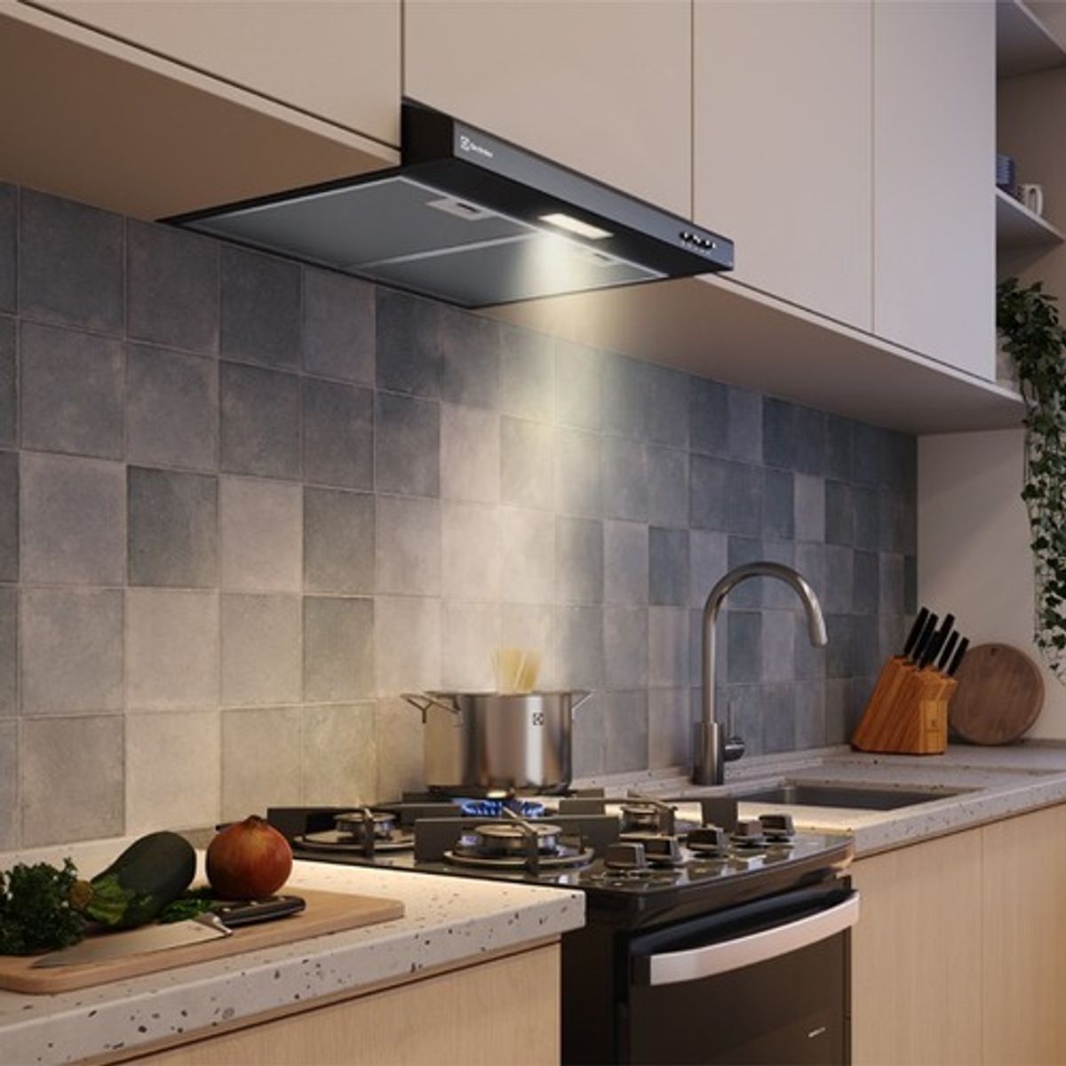 Hood_DE6SB_Ambience_Benefit_Eletrolux_Portuguese_Rev00_600x600-500x500